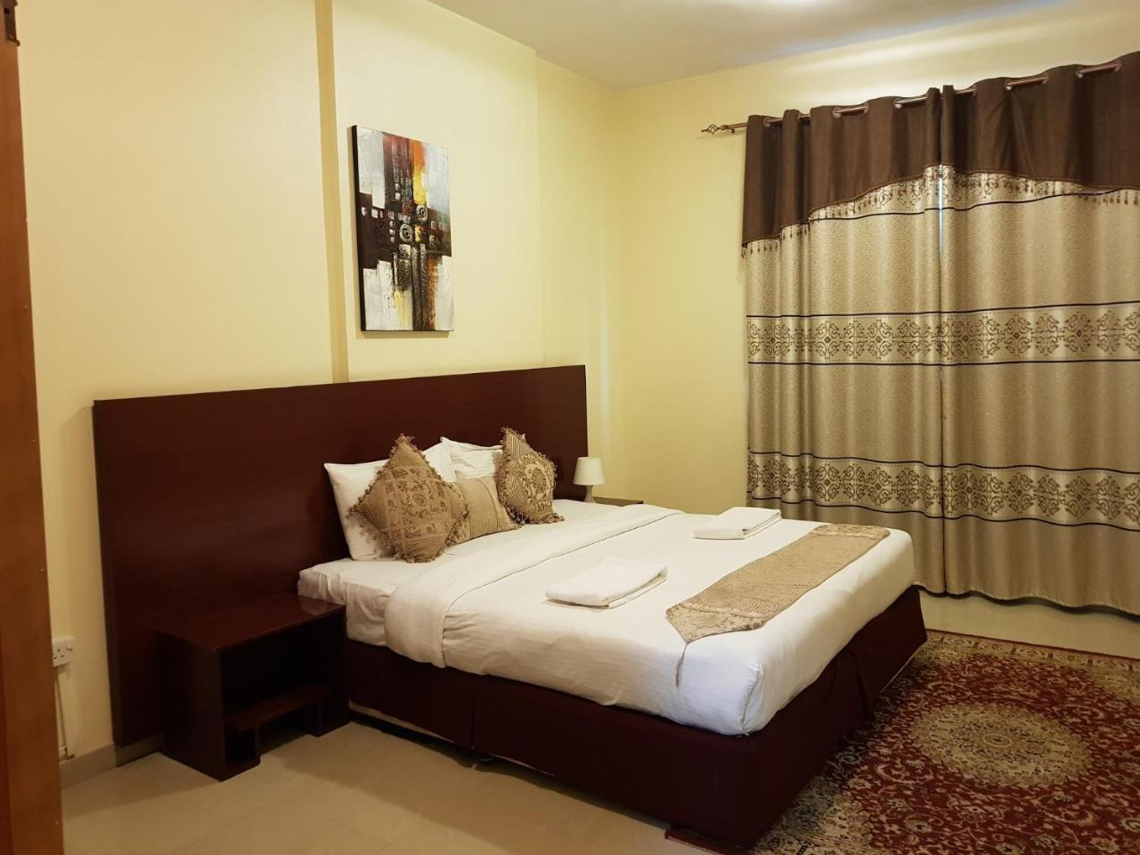 Raynor Hotel Apartments 푸자이라 외부 사진